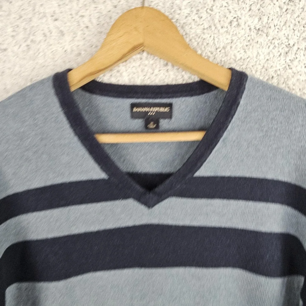 Banana Republic Wool Blend V Neck Striped Sweater Mens XL Large Navy Blue‎
